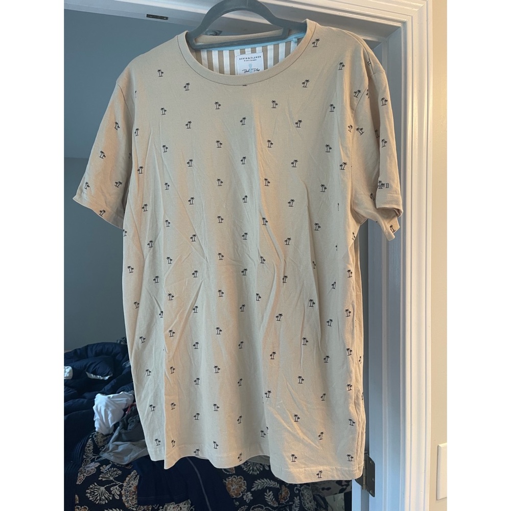 Size Large mens palm tree tee shirt
